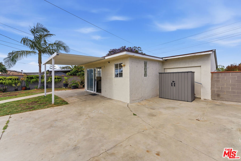 23319 Dolores Street Property Photo 49