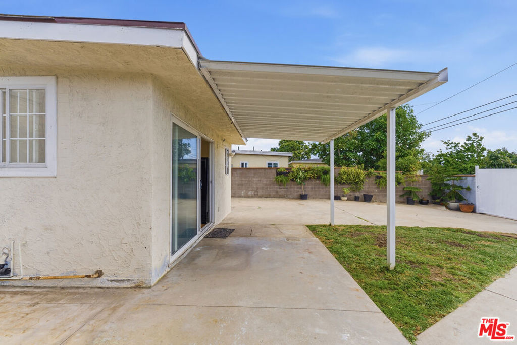 23319 Dolores Street Property Photo 50