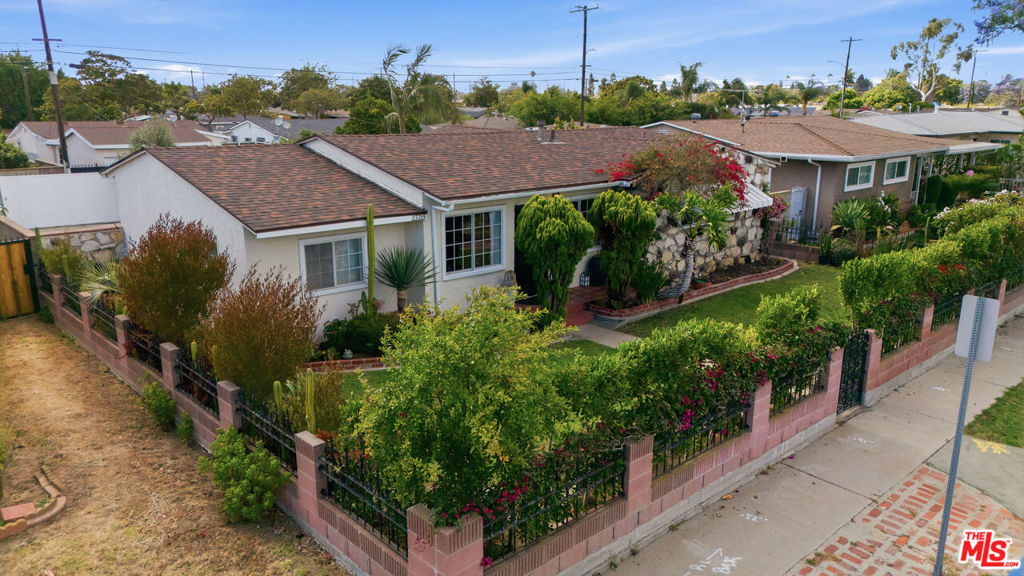 23319 Dolores Street Property Photo 52