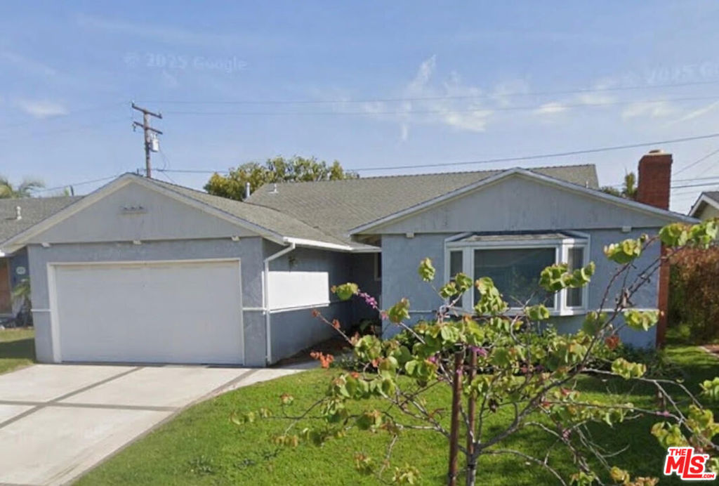 5215 Lillian Street Property Photo
