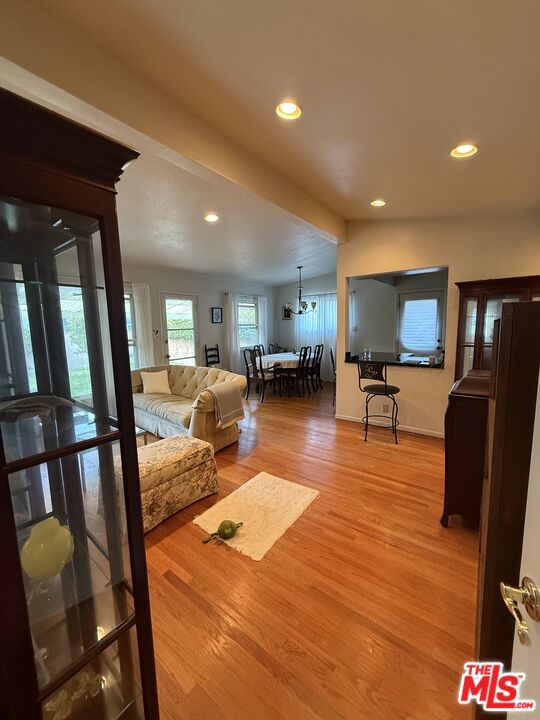 5215 Lillian Street Property Photo 6
