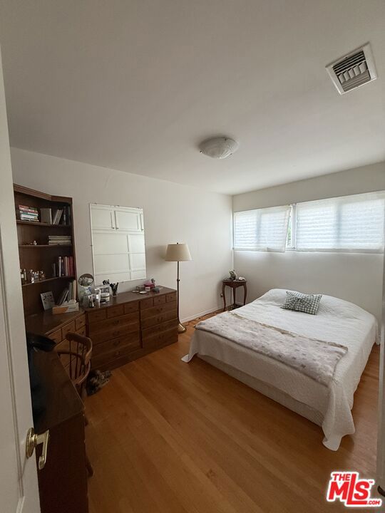 5215 Lillian Street Property Photo 12