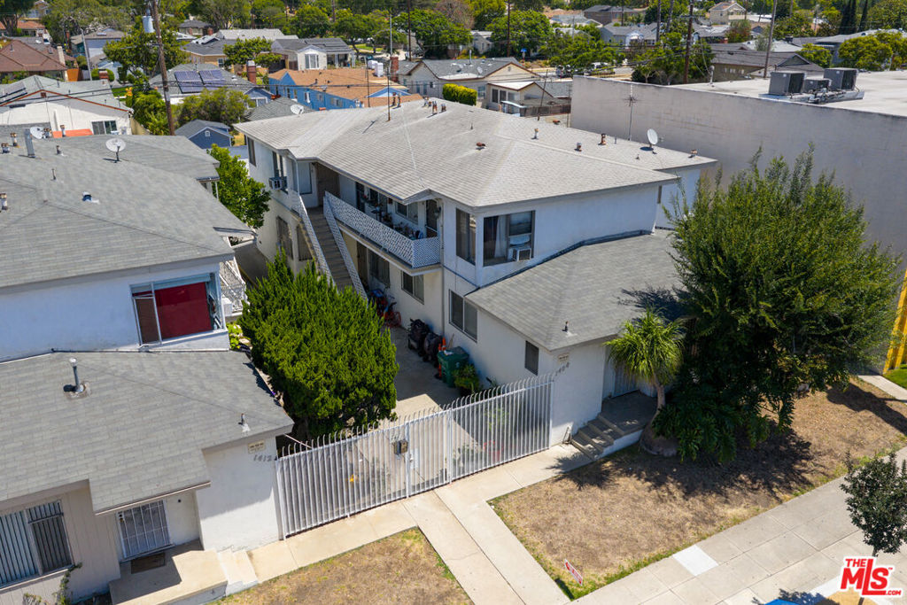 1412 Centinela Avenue Property Photo 5