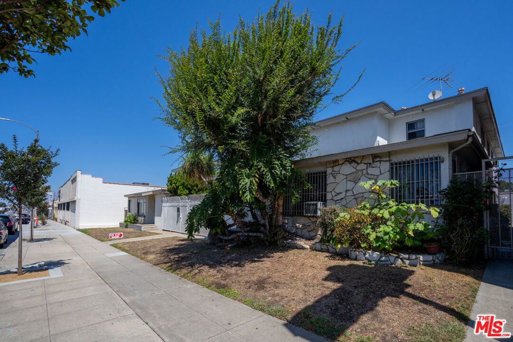 1412 Centinela Avenue Property Photo 7