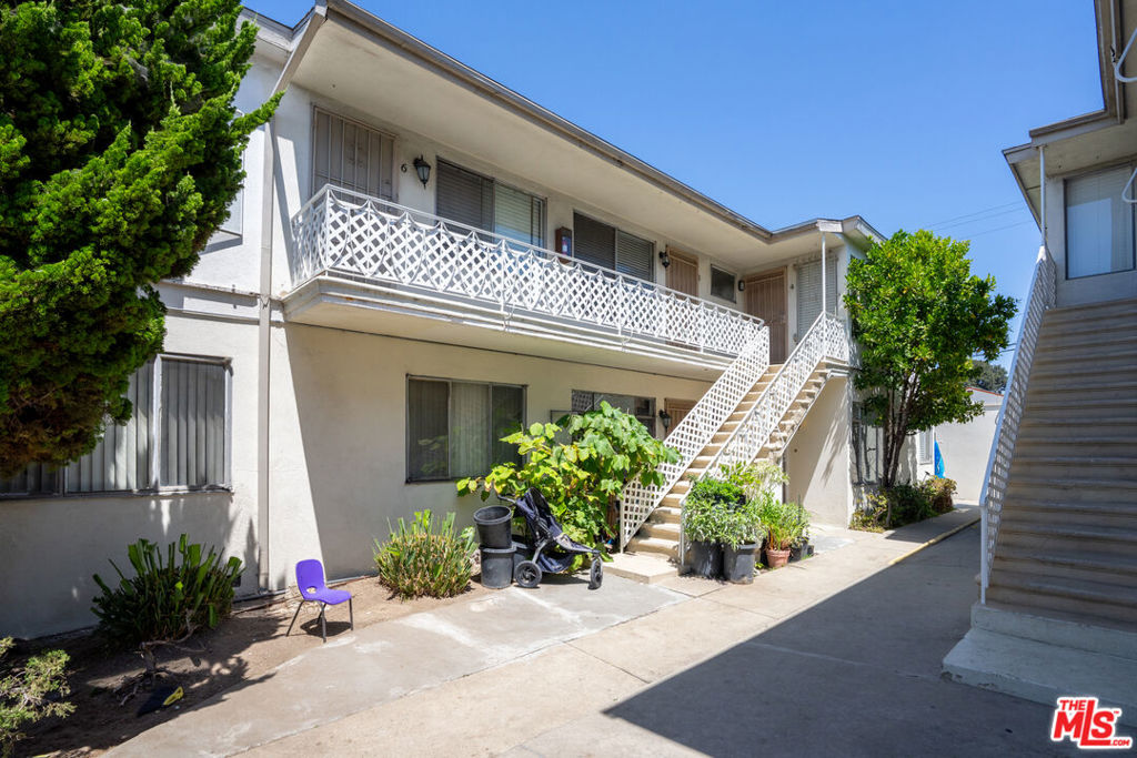 1412 Centinela Avenue Property Photo 12