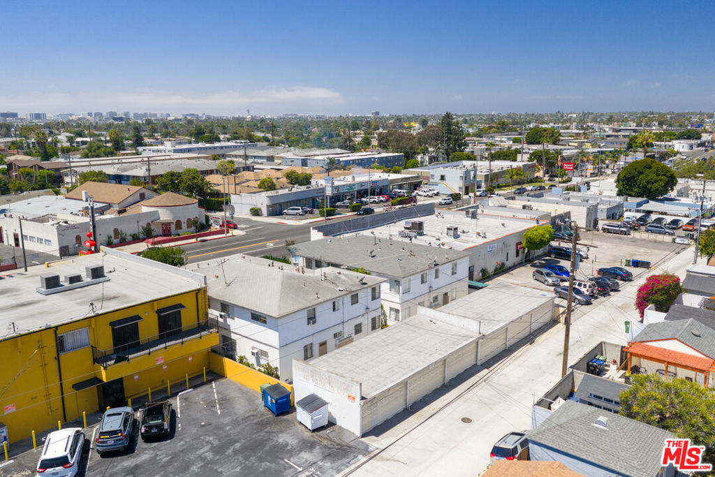 1412 Centinela Avenue Property Photo 27