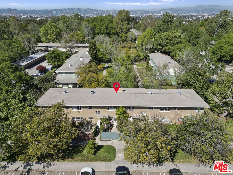 5464 Village Green Property Photo 37