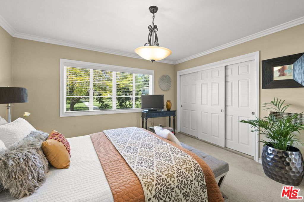 5464 Village Green Property Photo 59