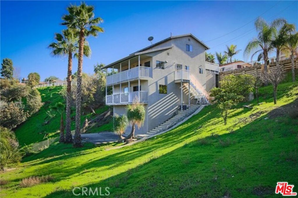 11615 Grande Vista Drive Property Photo 1
