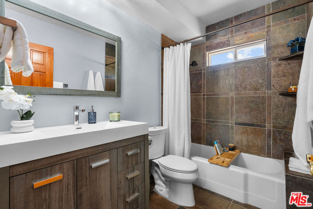 16857 Germain Street Property Photo 16