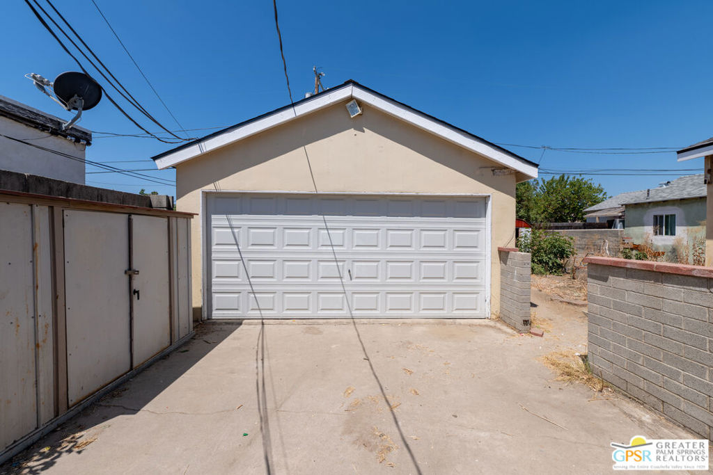 7731 Beck Avenue Property Photo 2