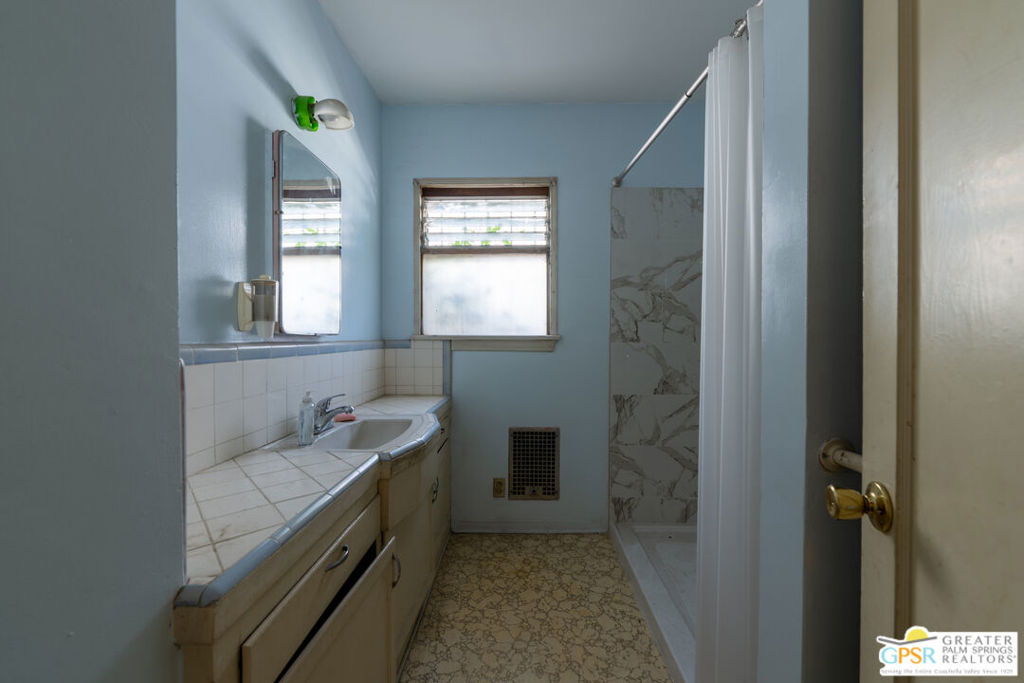 7731 Beck Avenue Property Photo 16