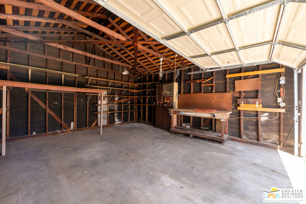 7731 Beck Avenue Property Photo 36