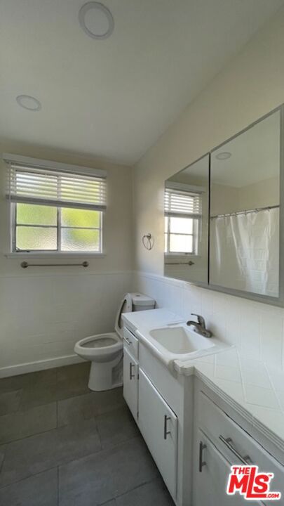 3901 W 4th Street 01 Property Photo 4