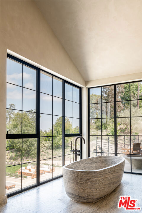 24172 Lupin Hill Road Property Photo 36