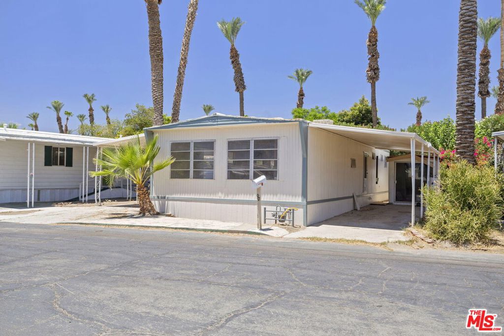 80870 Highway 111 97 Property Photo 1
