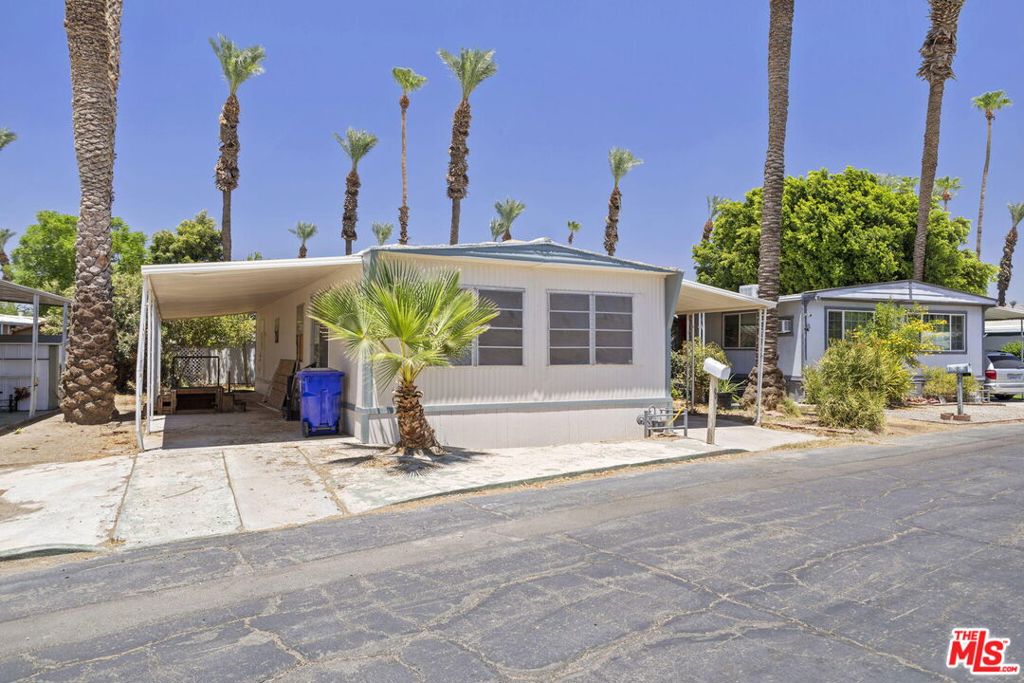 80870 Highway 111 97 Property Photo 2