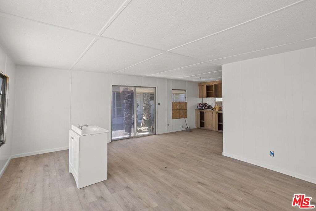 80870 Highway 111 97 Property Photo 9