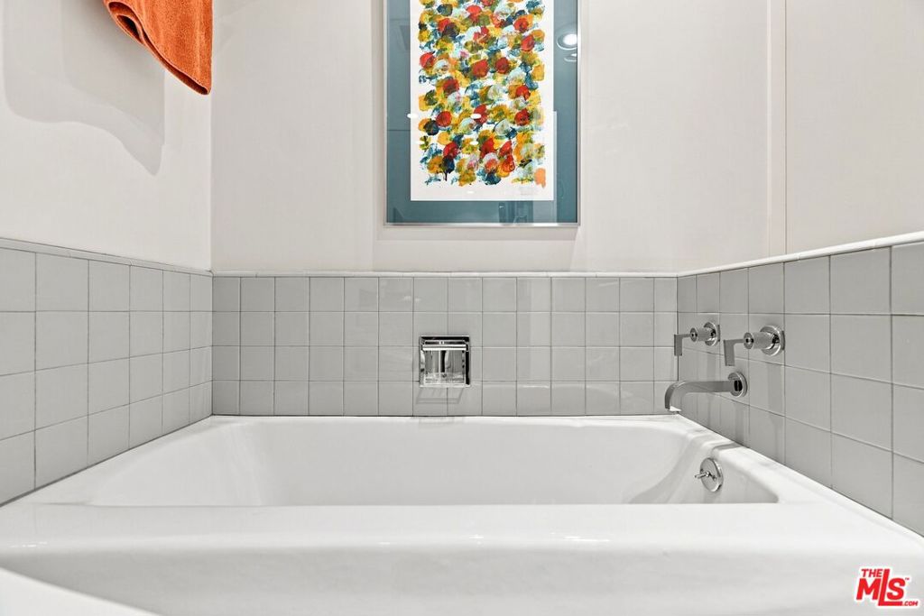 4411 Los Feliz Boulevard 1104 Property Photo 27