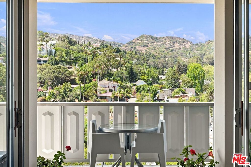 4411 Los Feliz Boulevard 1104 Property Photo 30