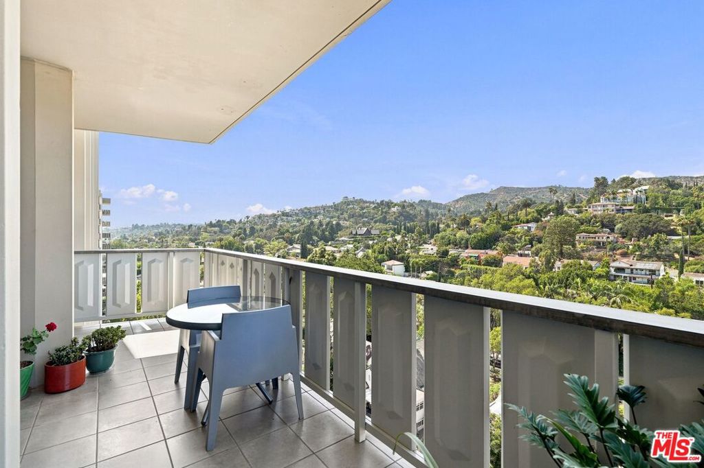 4411 Los Feliz Boulevard 1104 Property Photo 31