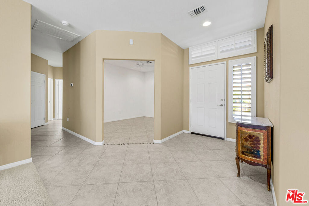 78922 Yellen Drive Property Photo 9