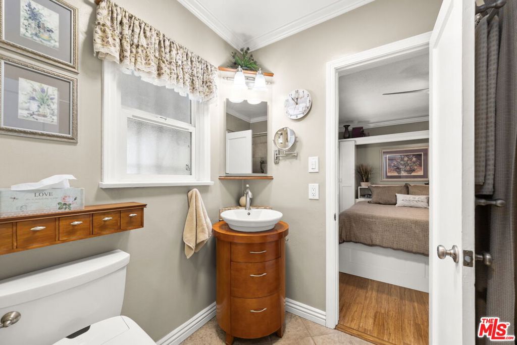 1001 Farnam Street Property Photo 32