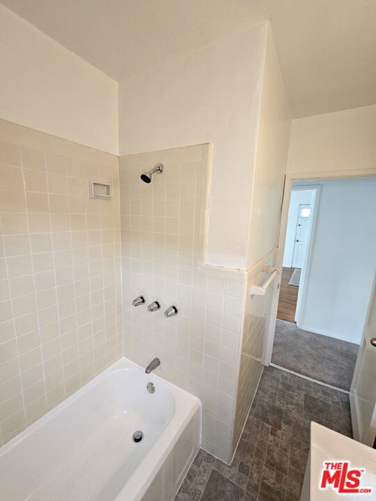 10558 Santa Monica Boulevard Property Photo 19