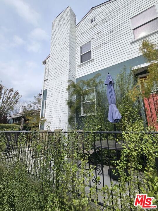 10558 Santa Monica Boulevard Property Photo 26