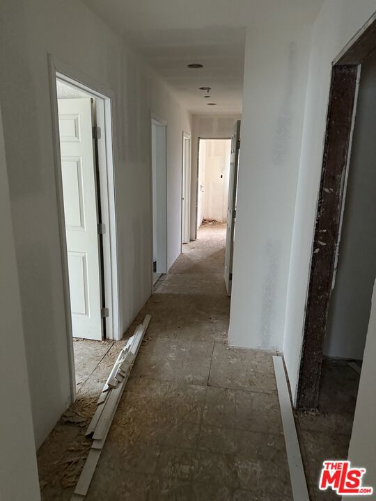 128 N Hillcrest Boulevard Property Photo 15