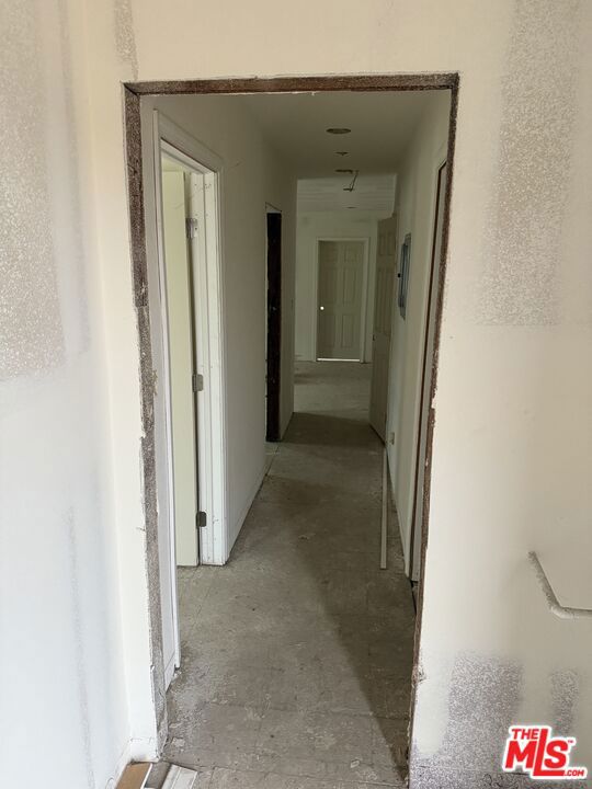 128 N Hillcrest Boulevard Property Photo 20