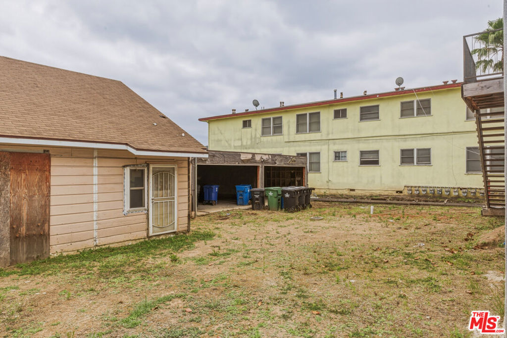 128 N Hillcrest Boulevard Property Photo 25