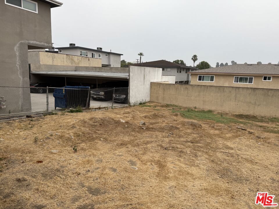 128 N Hillcrest Boulevard Property Photo 26