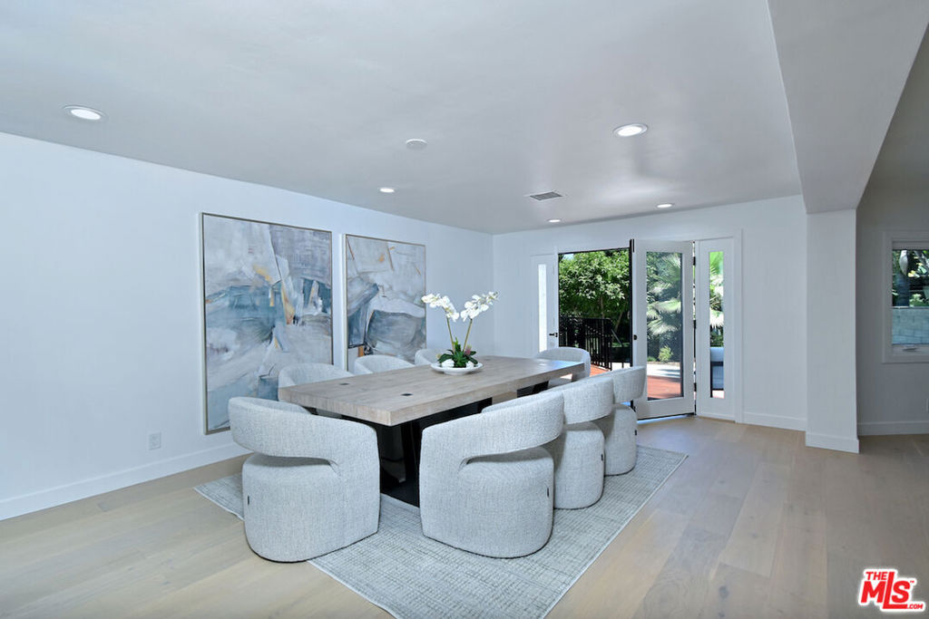19061 Wells Drive Property Photo 30