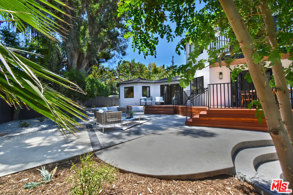 19061 Wells Drive Property Photo 48