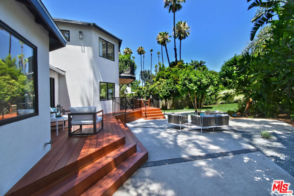 19061 Wells Drive Property Photo 49