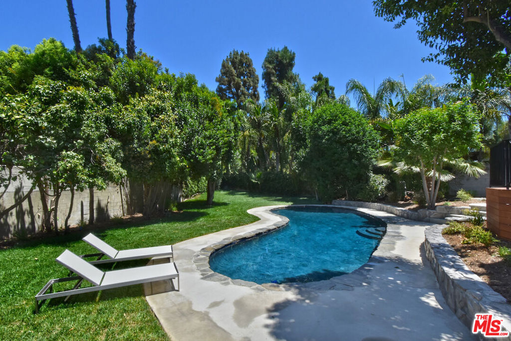 19061 Wells Drive Property Photo 55