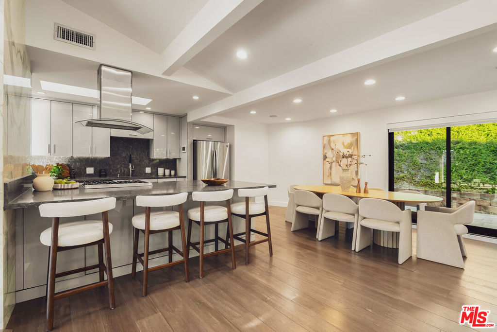 18065 Boris Drive Property Photo 8