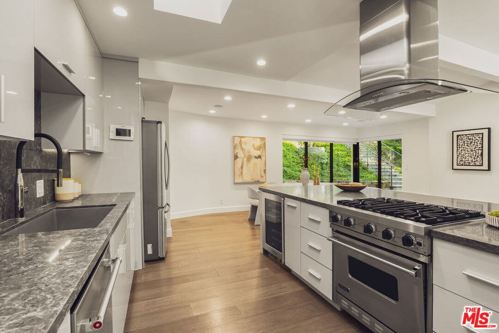 18065 Boris Drive Property Photo 11