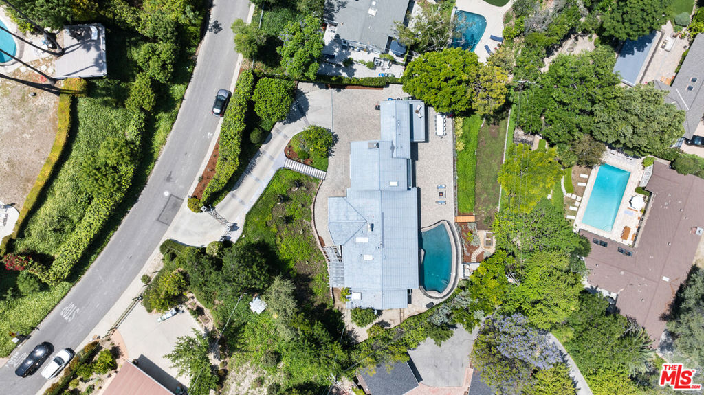 18065 Boris Drive Property Photo 37