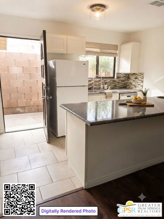 53385 Eisenhower Drive Property Photo 26
