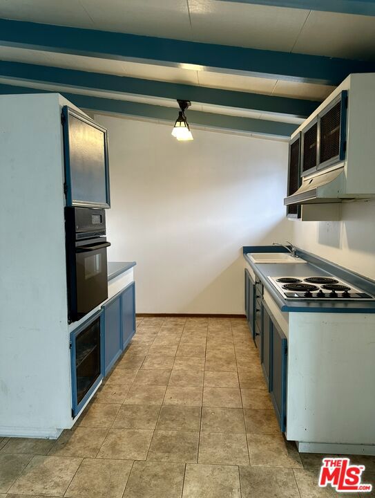 111 W 23 Rd Street Property Photo 7