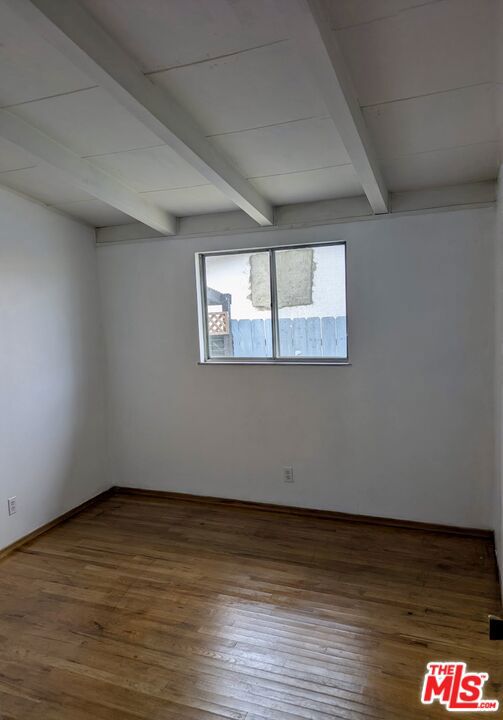 111 W 23 Rd Street Property Photo 11