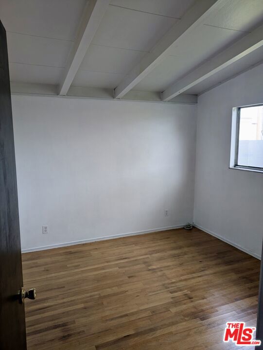 111 W 23 Rd Street Property Photo 12