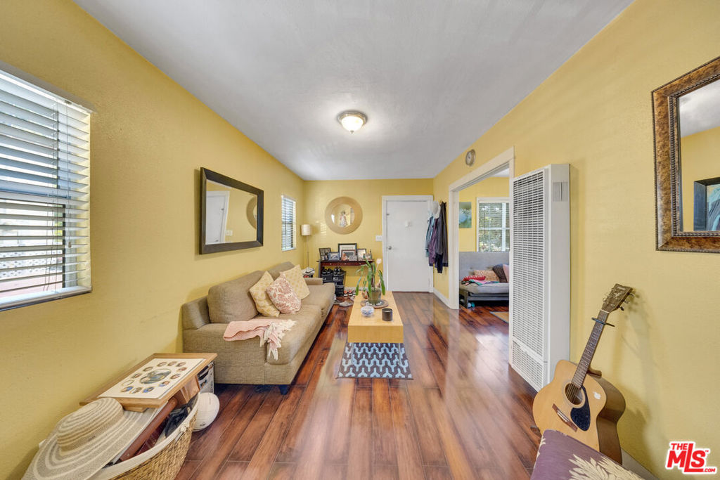 1835 Manor Way Property Photo 12