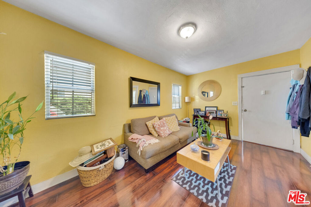 1835 Manor Way Property Photo 13