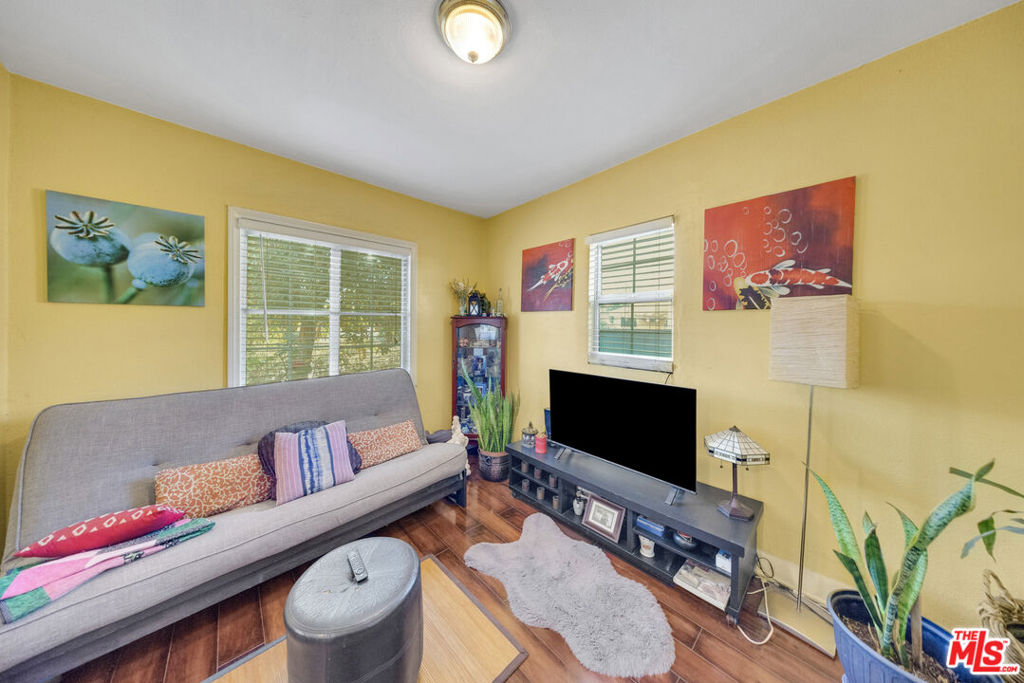1835 Manor Way Property Photo 16