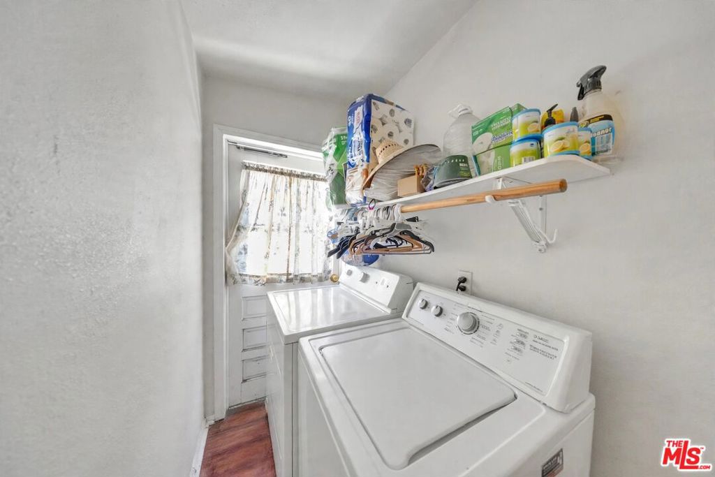 1835 Manor Way Property Photo 23