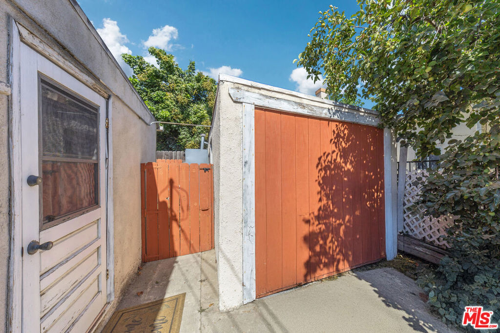 1835 Manor Way Property Photo 30