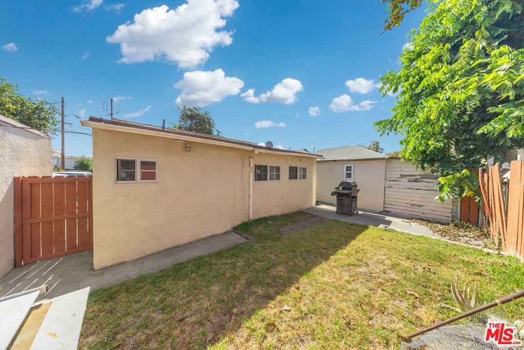1835 Manor Way Property Photo 33